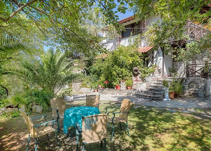 Apartament Christeluda *